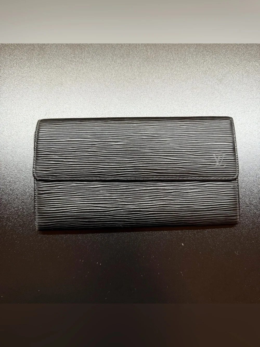 Louis Vuitton Black Epi Sarah Wallet